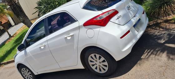 HYUNDAI HB20 1.0 COMFORT 12V FLEX 4P MANUAL